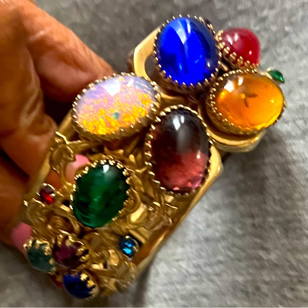 Radiant Harmony Clamp Bracelet